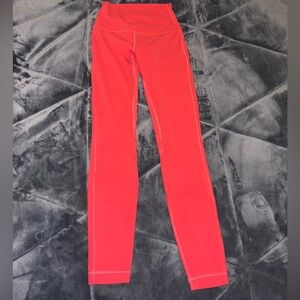 Lululemon leggings never worn. In perfect condition